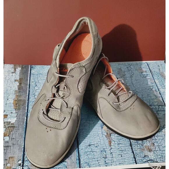 Privo By Clark's Ladies Bungee Slip on Size 11 Gray Comfort Athletic 26116926 - Picture 1 of 9